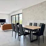 Villa Aurora Piscine 7 Personnes