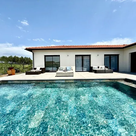 Вилла Aurora Piscine 7 Personnes