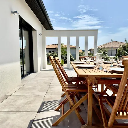 Aurora Piscine 7 Personnes